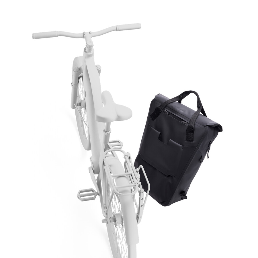zaino portapacchi per bici con chiusura inlock 23l nero