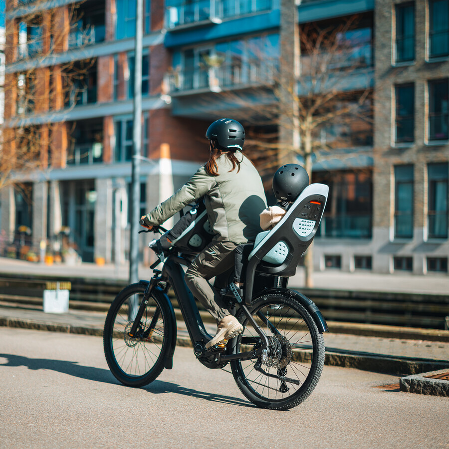 seggiolino per bicicletta per bambini montato sul telaio alaska blue