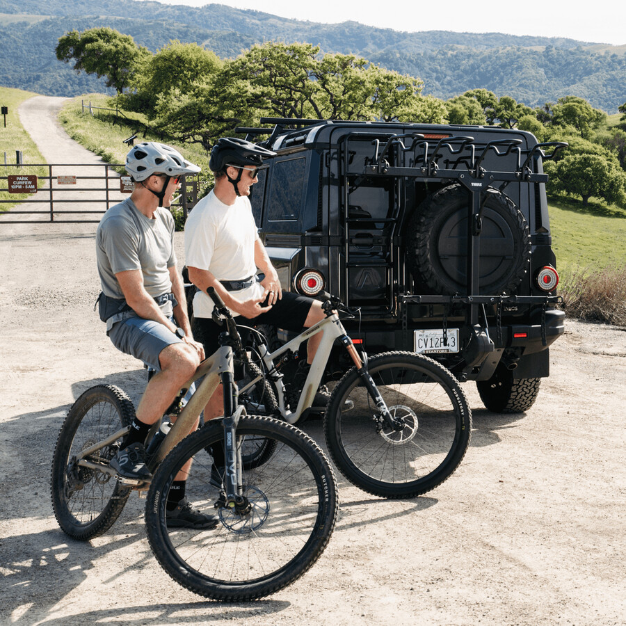 portabici verticale per 4 bici