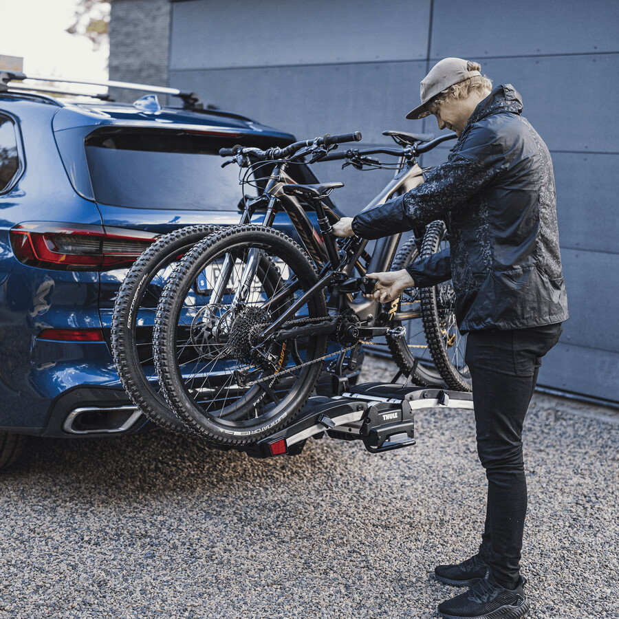 portabici da gancio traino per 2 bici nero