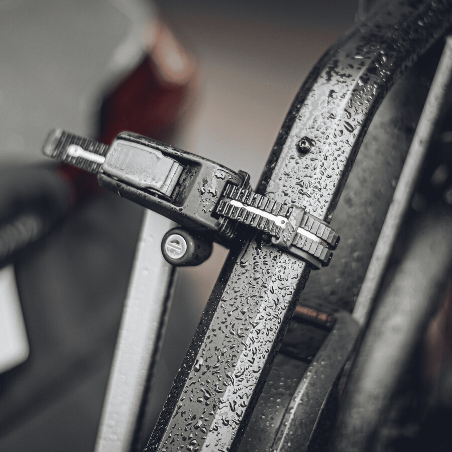 portabici pieghevole con piattaforma di traino per 3 bici