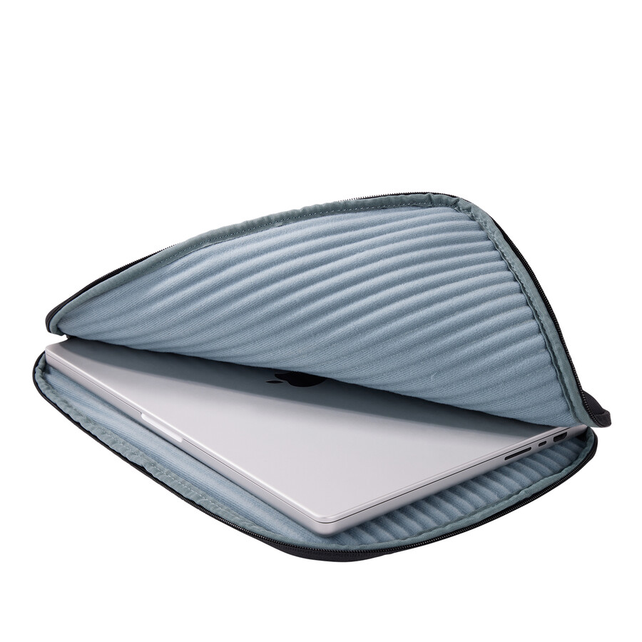 custodia per macbook da 16 nera