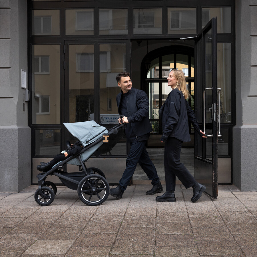 passeggino thule urban glide a 4 ruote per tutti i terreni nero
