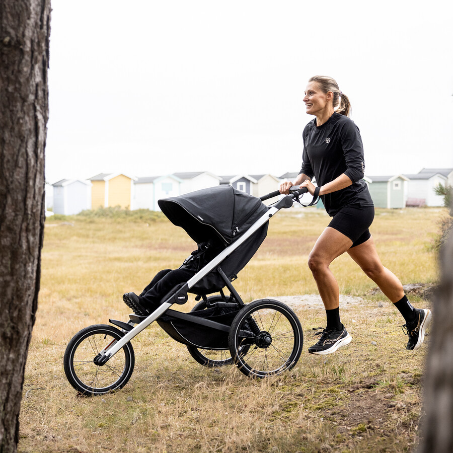 passeggino fuoristrada e da jogging nero