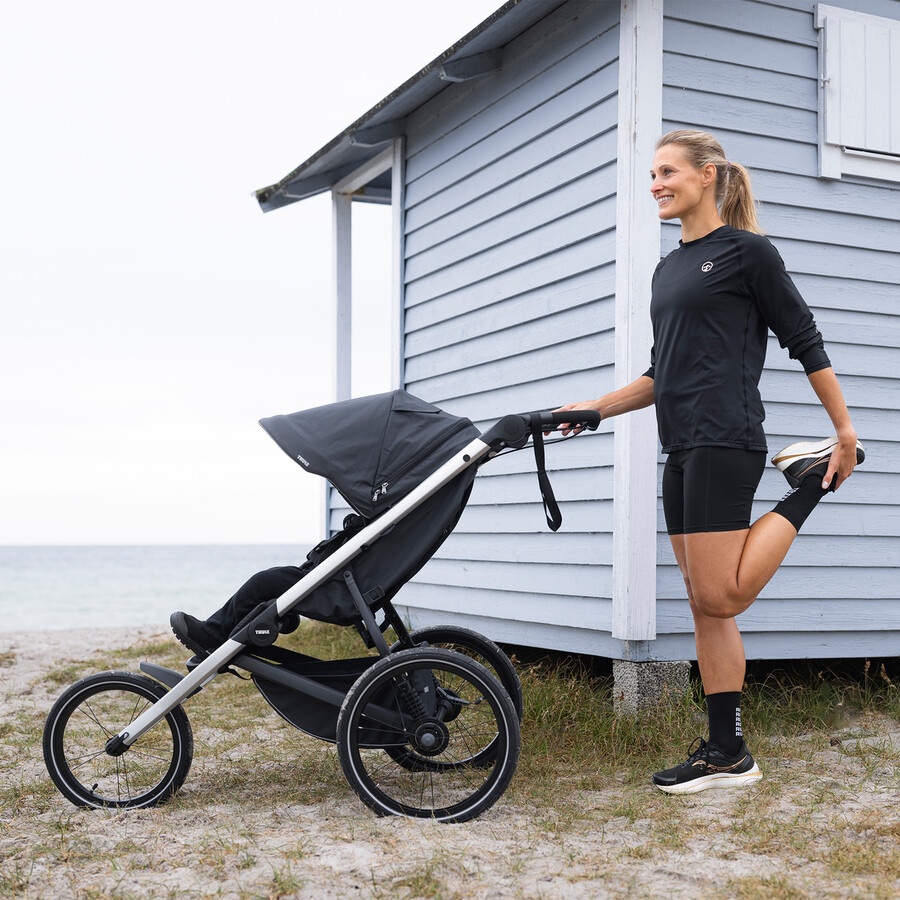 passeggino fuoristrada e da jogging nero